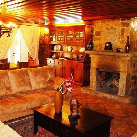 Casa Da Encruzilhada Hotel 4*